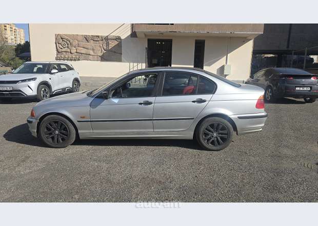 BMW 318 2001 — photo 4