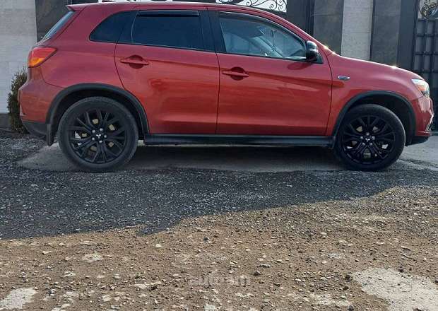 Mitsubishi Օutlander Sport