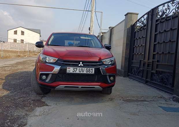 Mitsubishi Օutlander Sport
