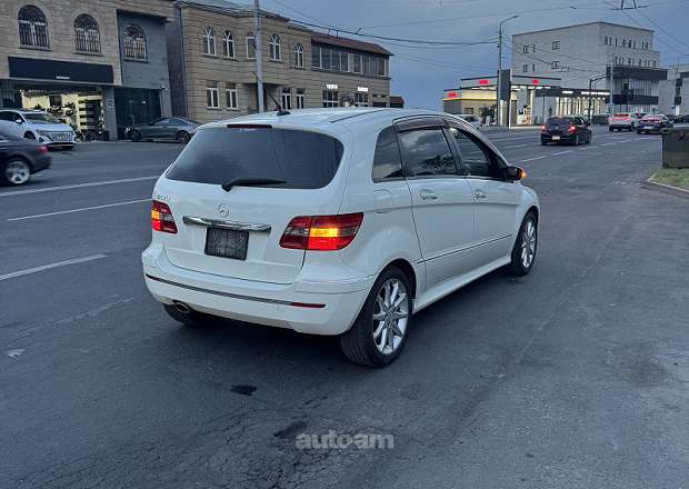 Mercedes-Benz B 170 2009 — լուսանկար 5