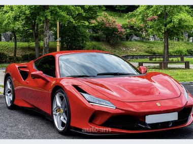 Ferrari F8  2021 