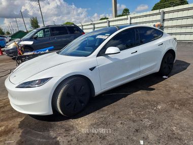 Tesla Model 3  2025 