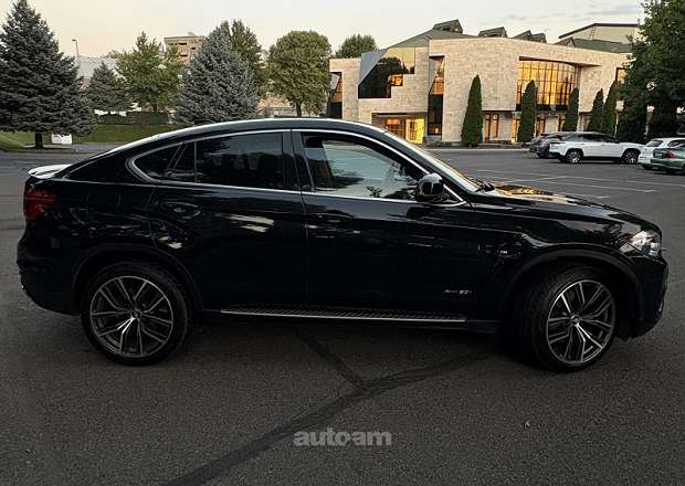 BMW X6 M 2015 — լուսանկար 5