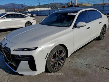 BMW 740  2023 