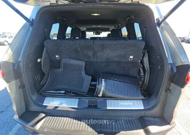 Lexus LX 600