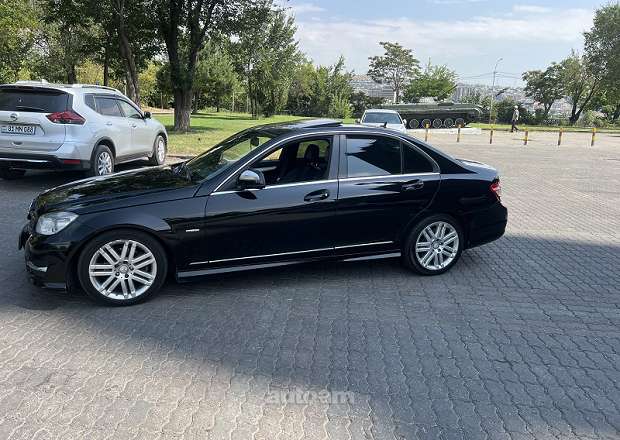 Mercedes-Benz C 300 2008 — լուսանկար 9