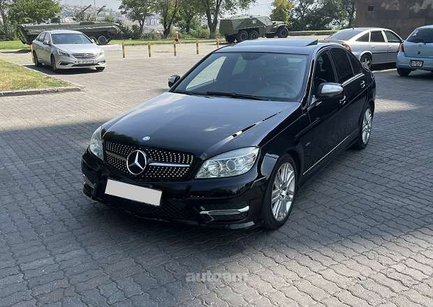 Mercedes-Benz C 300 2008 — լուսանկար 12