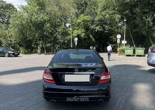 Mercedes-Benz C 300 2008 — լուսանկար 7