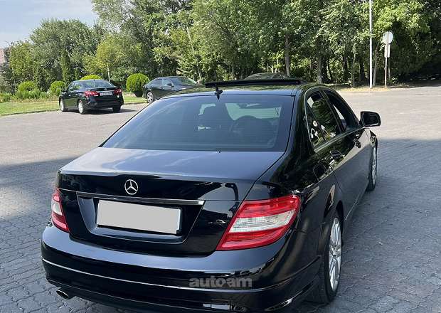 Mercedes-Benz C 300 2008 — լուսանկար 8