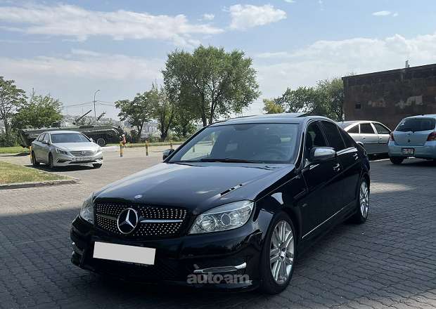 Mercedes-Benz C 300 2008 — լուսանկար 11