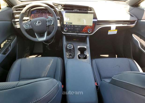 Lexus RZ 300