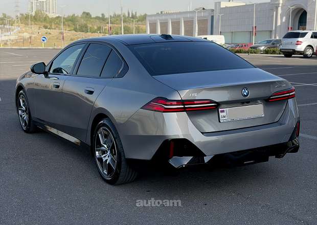 BMW i5 2024 — photo 6