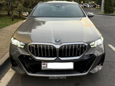 BMW i5  2024 