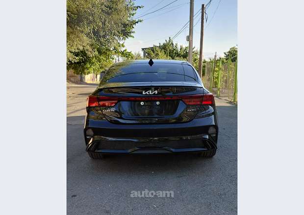 Kia Forte 2022 — լուսանկար 7