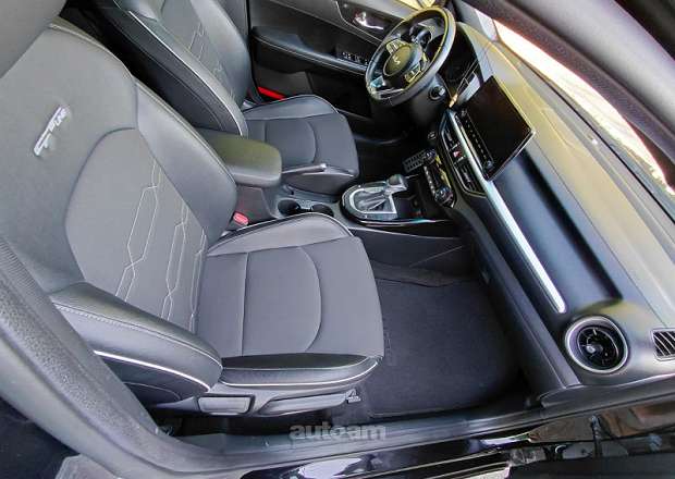 Kia Forte 2022 — լուսանկար 9