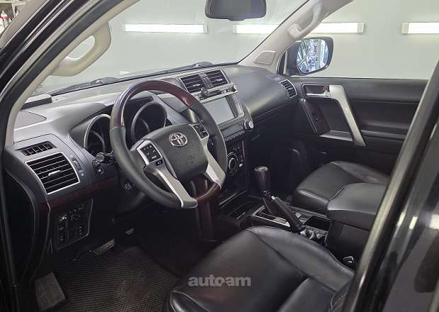 Toyota Land Cruiser Prado 2014 — фото 10