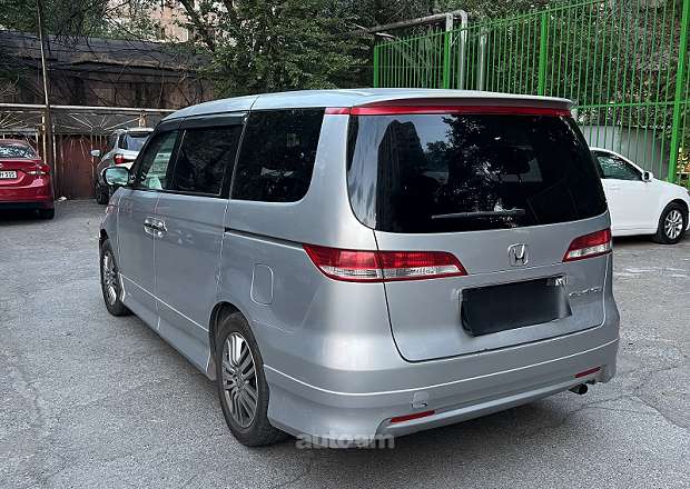 Honda Elysion 2006 — լուսանկար 3