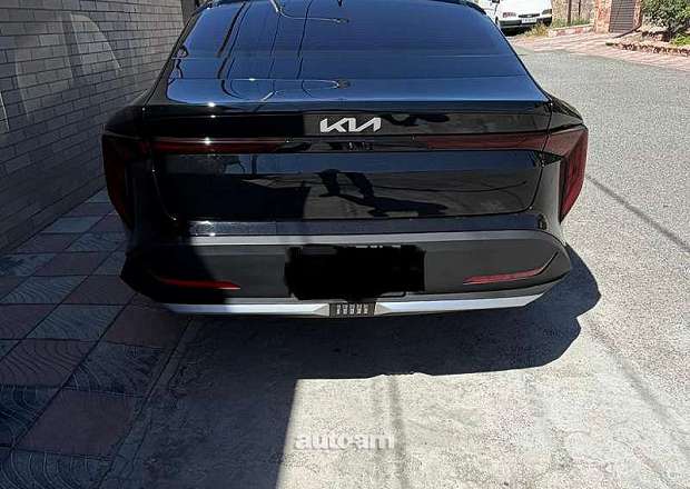 Kia K4