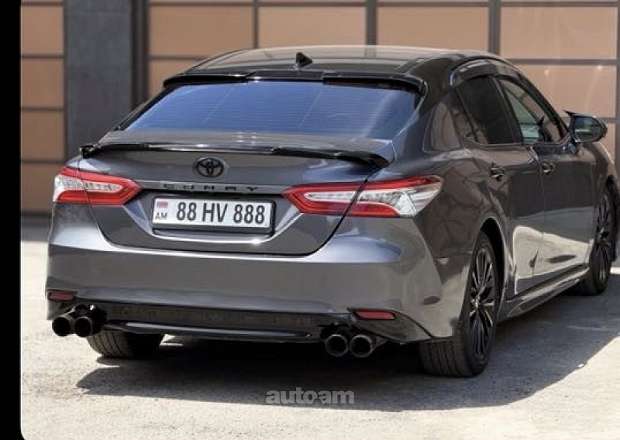 Toyota Camry 2022 — լուսանկար 5