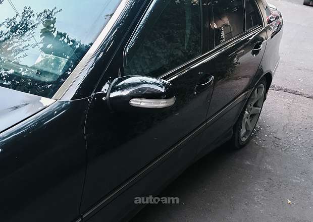 Mercedes-Benz C 230 2007 — լուսանկար 1