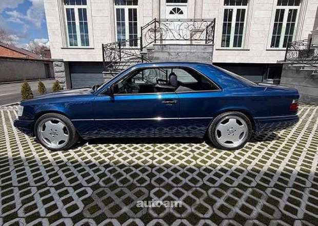 Mercedes-Benz 124