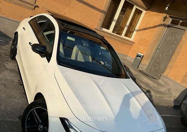 Mercedes-Benz A 220 2022 — photo 2