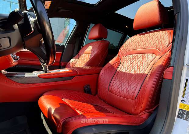 BMW 750 2019 — լուսանկար 8
