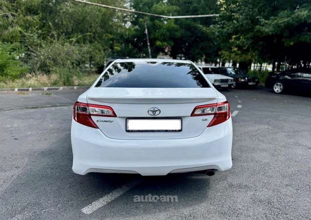 Toyota Camry 2013 — լուսանկար 6