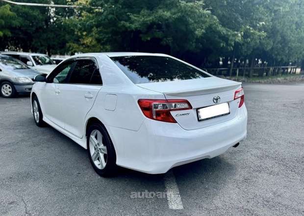 Toyota Camry 2013 — լուսանկար 5