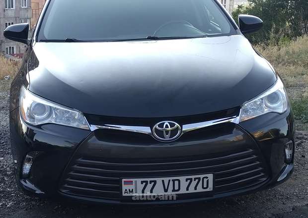 Toyota Camry 2014 — фото 1