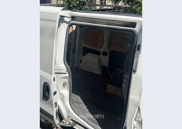 Opel Combo 2018 — լուսանկար 3