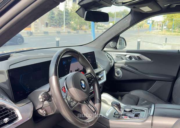 BMW XM