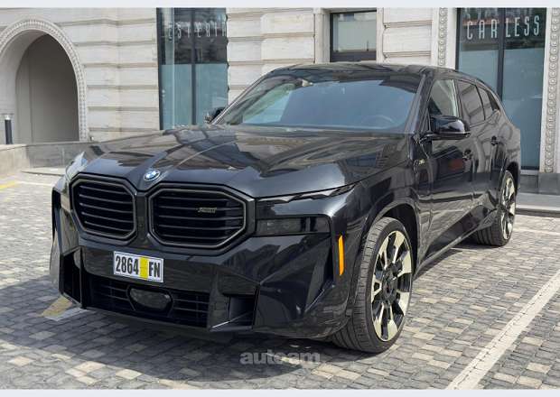 BMW XM 2023 — photo 1