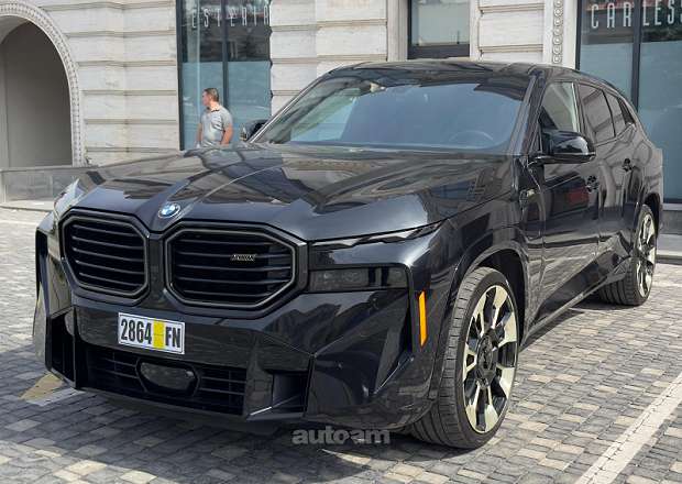 BMW XM
