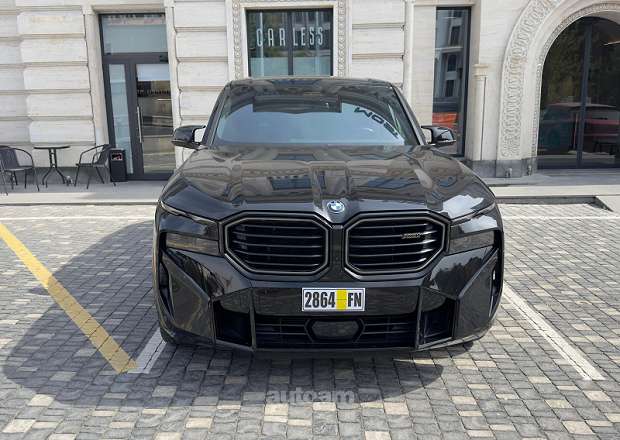 BMW XM