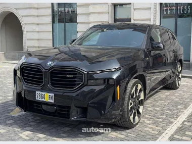 BMW XM, 2023