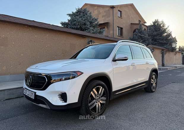 Mercedes-Benz EQB 2023 — լուսանկար 1
