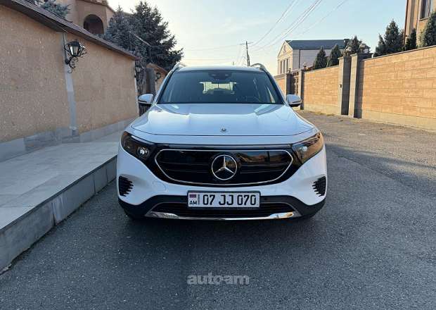 Mercedes-Benz EQB 2023 — լուսանկար 2