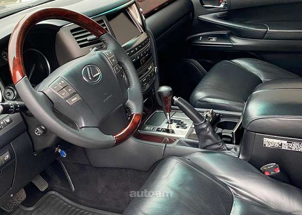 Lexus LX 570