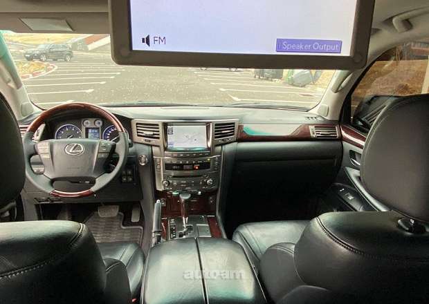 Lexus LX 570