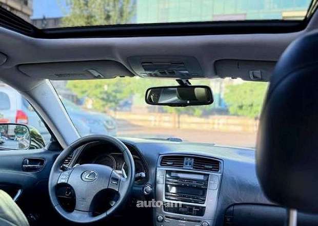 Lexus IS 250 2009 — լուսանկար 8