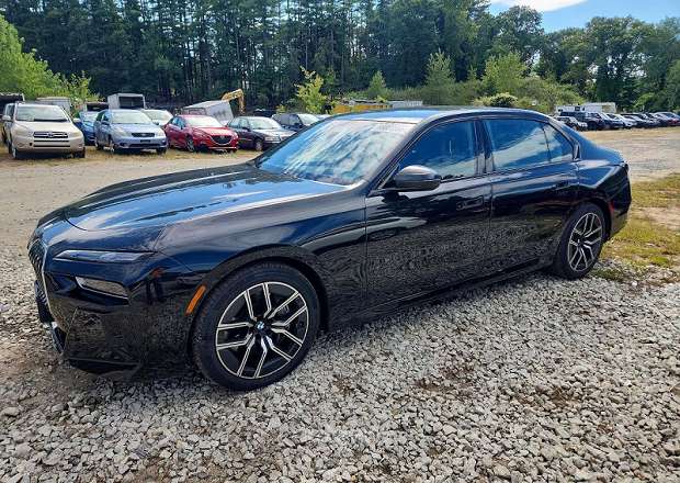 BMW 760