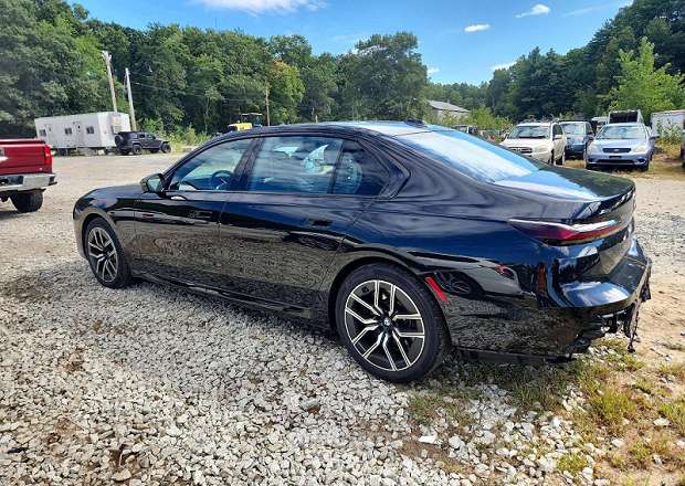 BMW 760