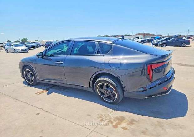 Kia K4
