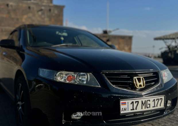 Honda Accord 2003 — լուսանկար 1