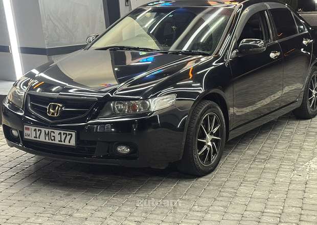 Honda Accord 2003 — լուսանկար 3