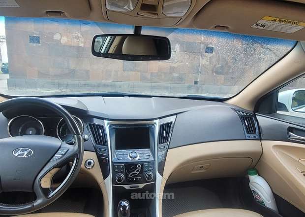 Hyundai Sonata 2012 — լուսանկար 7