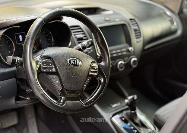 Kia Forte 2016 — photo 7
