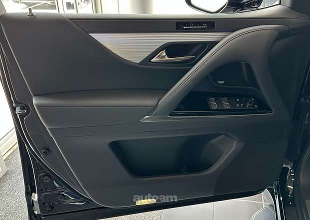 Lexus LX 600 2023 — photo 13