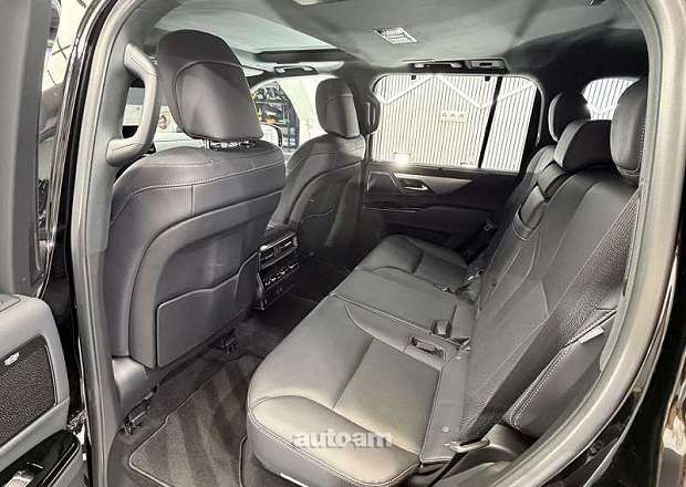 Lexus LX 600